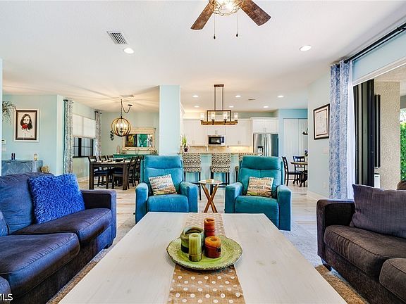 4th image of 11717 Meadowrun Cir