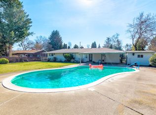 3264 Hollywood Ave, Medford, OR 97501