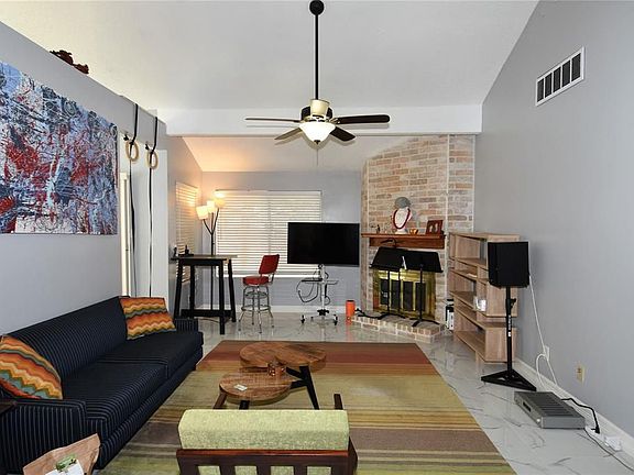 4th image of 2906 Whetrock Ln