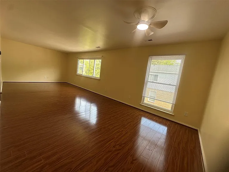 509 E University Dr #506-206 — Photo 4