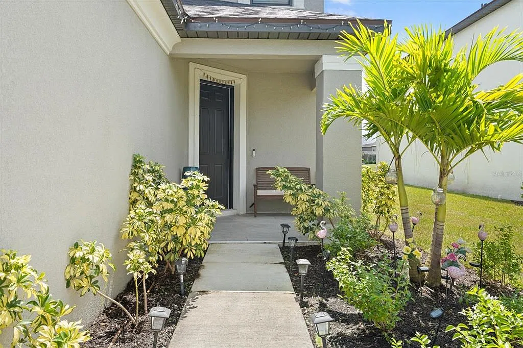 4 bed, 3.5 bath, 2931 sqft, $4,500 — Photo 3