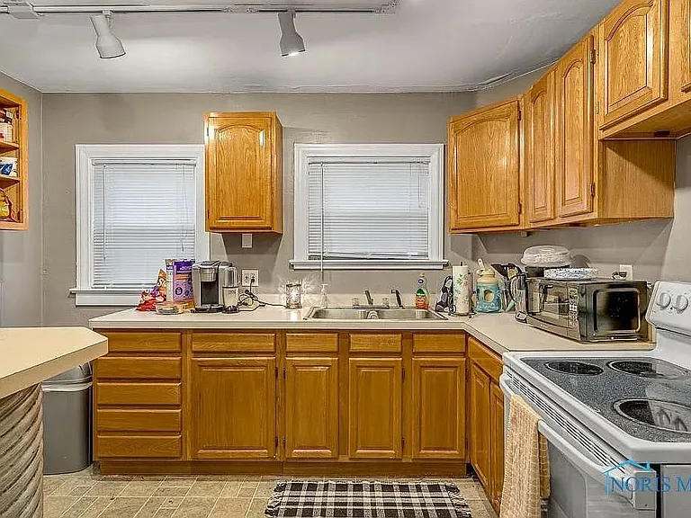 2115 Kensington Rd #1 — Photo 26