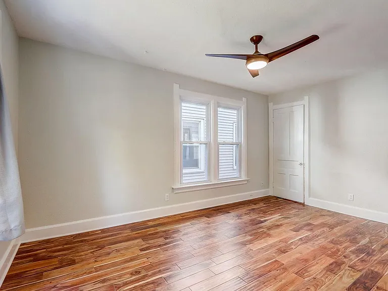 3330 N Fratney St — Photo 13