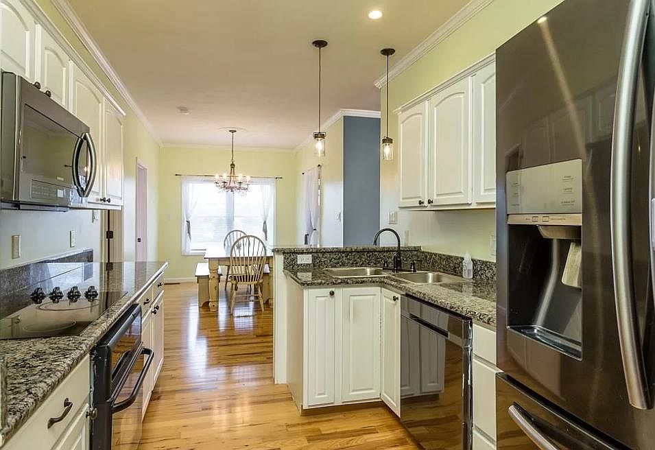 2nd image of 11 McKinley Dr