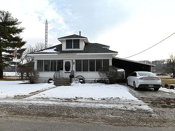 2nd image of 430 Meadow St
