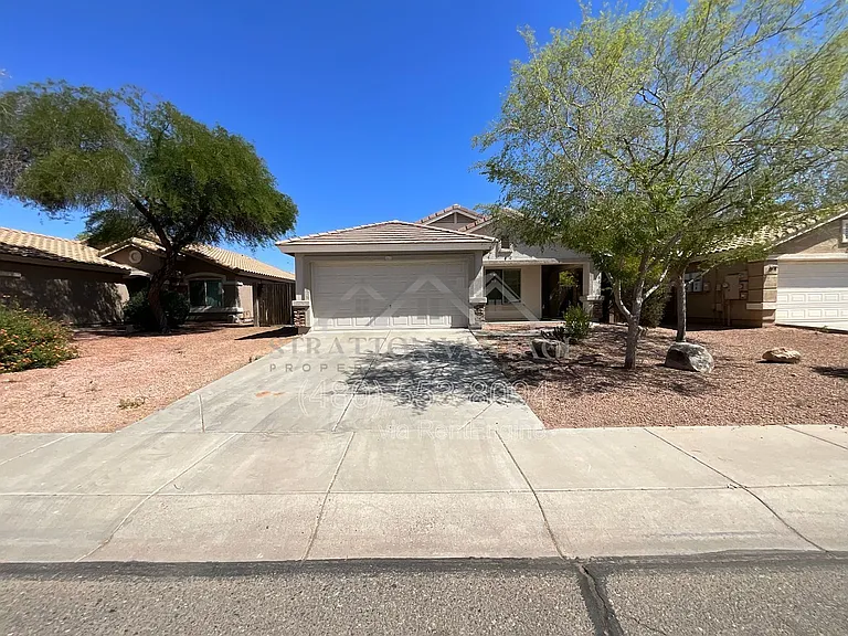 16612 W Cottonwood St — Photo 2