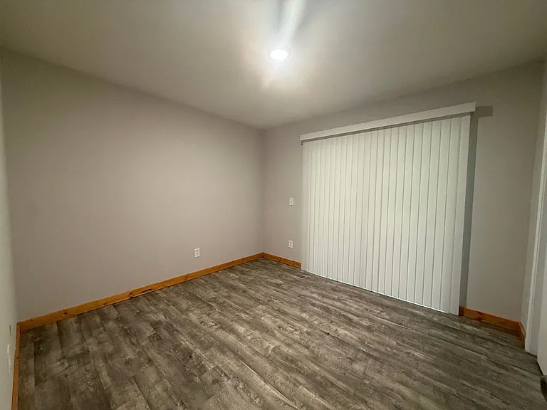 1504 Colony Park Dr — Photo 12