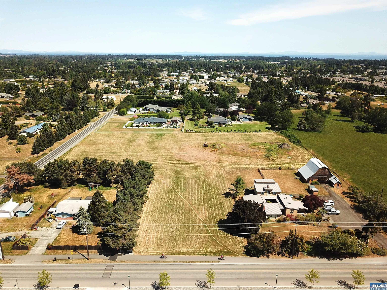 Nna W Hendrickson Rd photo 1