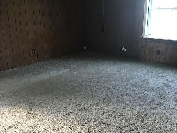 3rd image of 26 Spring St