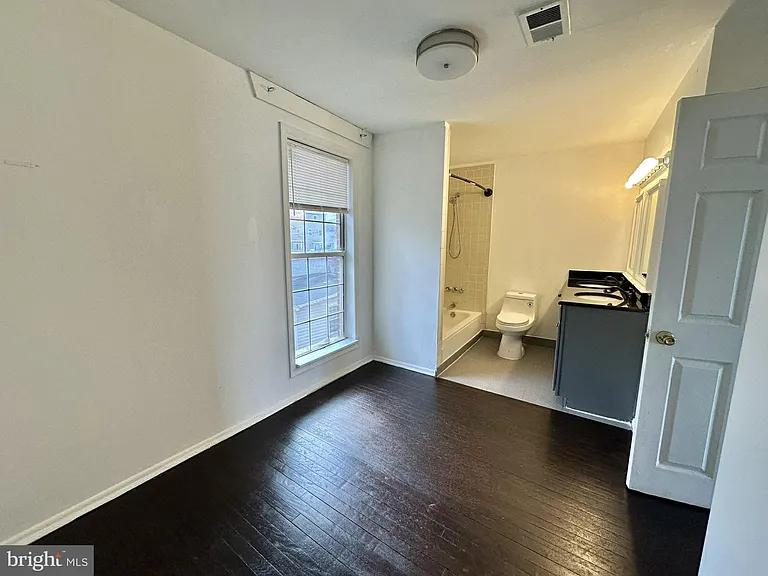 2015 S Lincoln St — Photo 15