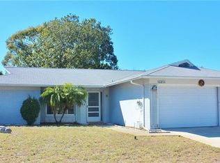10811 Los Santos Dr, Port Richey, FL 34668
