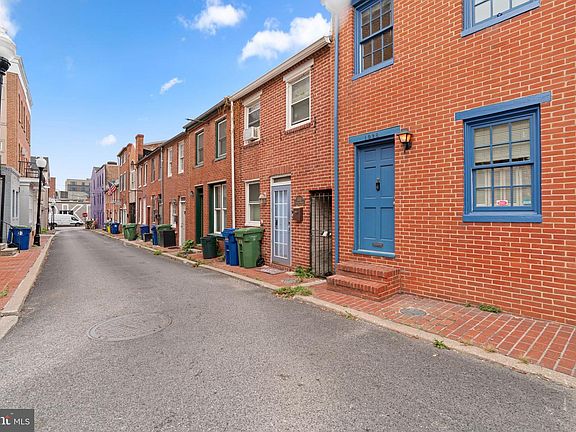 2nd image of 1028 Patapsco St