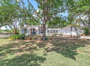648 Stagecoach Dr, Oak Pt, TX 75068