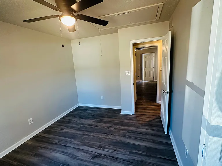 14 Robyn Dr — Photo 13