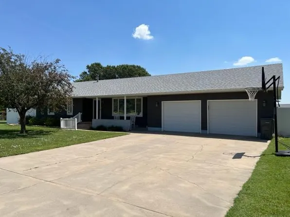 113 S 6th St, Otis, KS 67565
