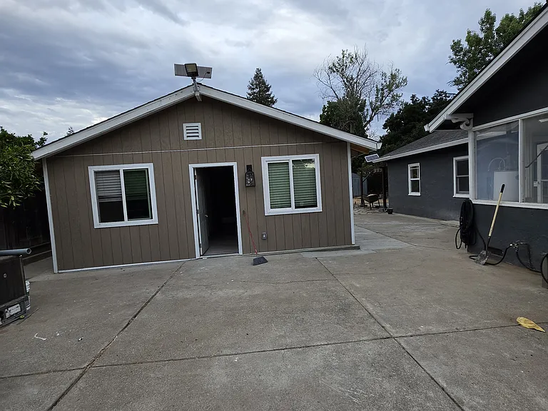 41620 Beatrice St — Photo 19