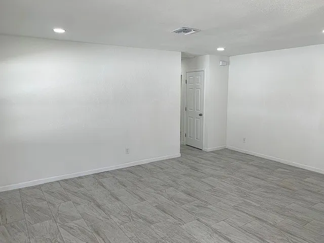 11460 Summerwinds Ct #11460 — Photo 10
