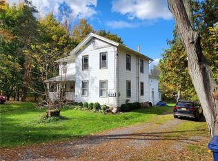 6815 Blue Cut Rd, Newark, NY 14513