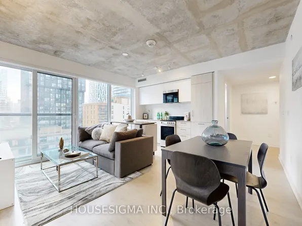 65 Mutual St #1404, Toronto, ON M5B 0E5