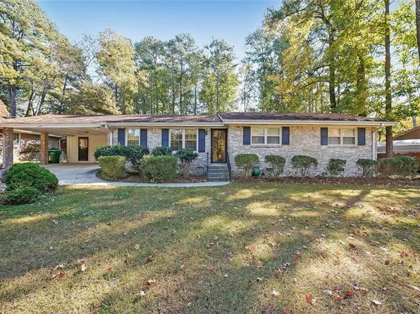 4484 Francis Ct SW, Lilburn, GA 30047