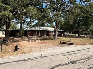 500 N Magnolia Dr, Conroe, TX 77301