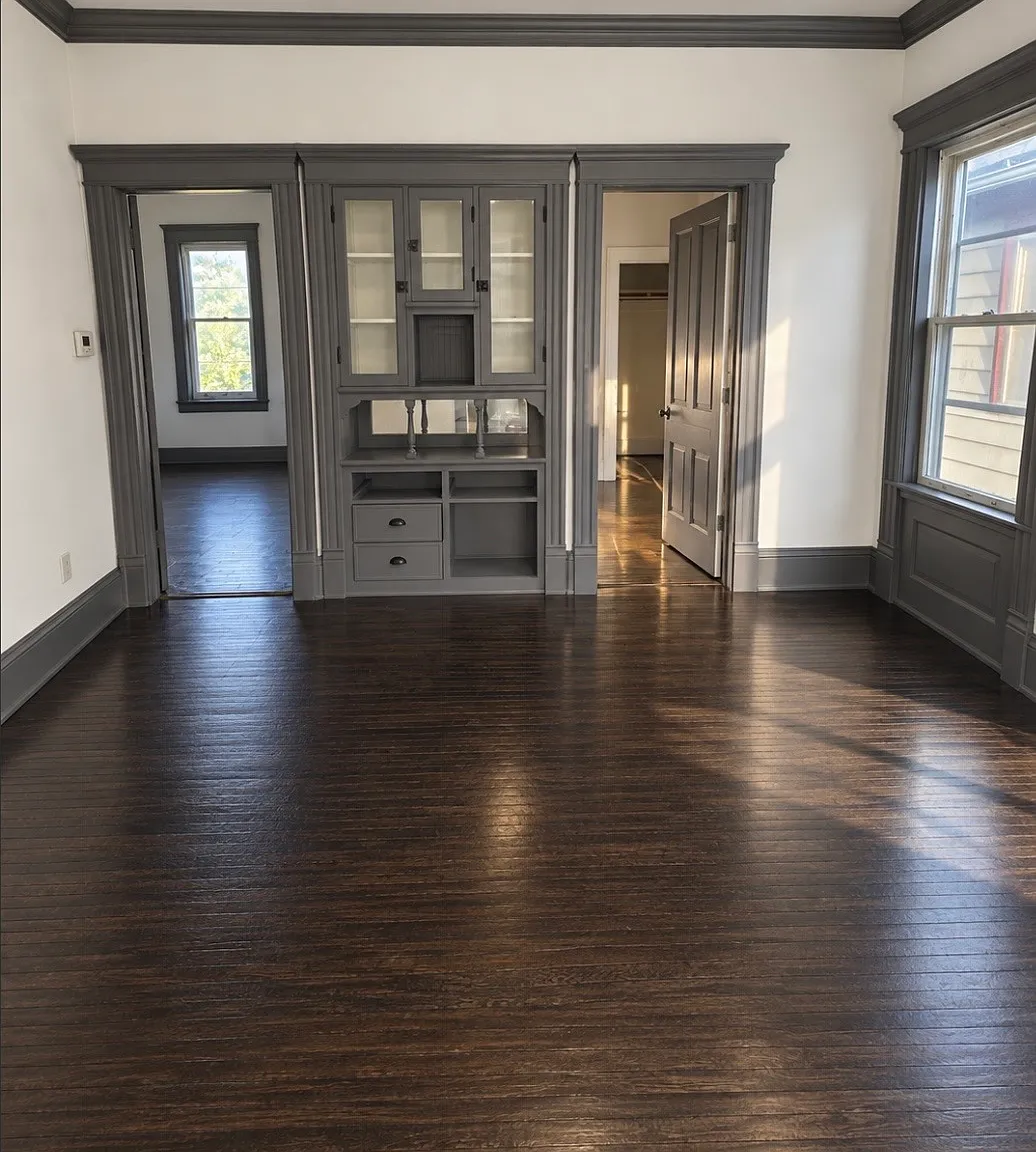 3 bed, 1200 sqft, $1,400 — Photo 1