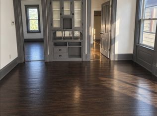 1912 N 27th St #1, Milwaukee, WI 53208