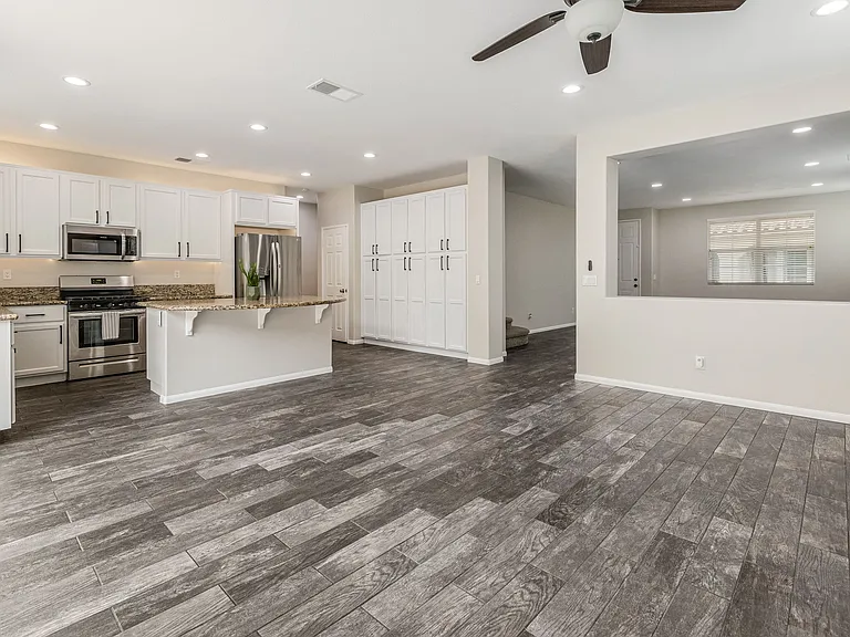 1553 Yanonali Ave — Photo 4