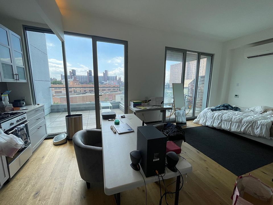 1st image of 10 Montieth St APT 729
