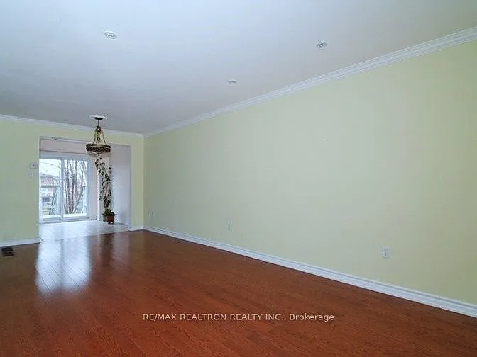 3 bed, $2,850 — Photo 3