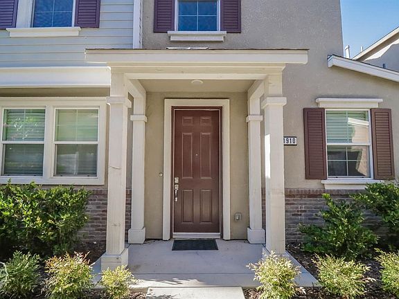 2nd image of 1910 Delacorte Dr
