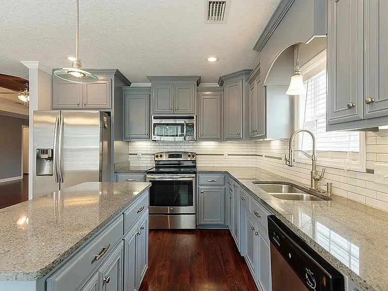 3964 Glen Laurel Dr W — Photo 4
