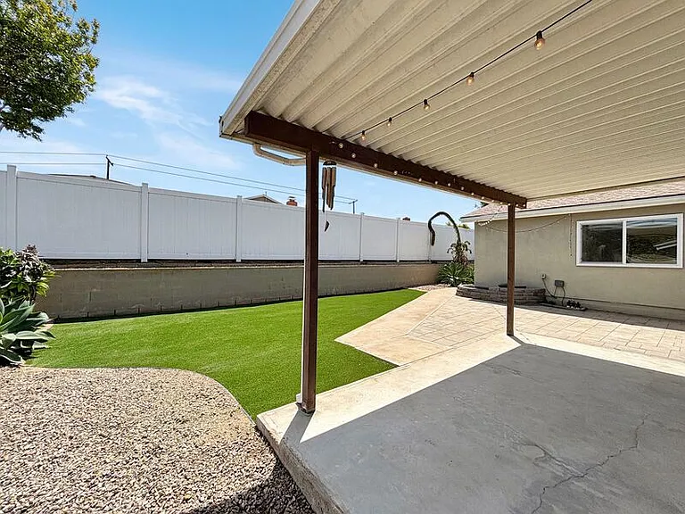 8775 Cairo Ct — Photo 25
