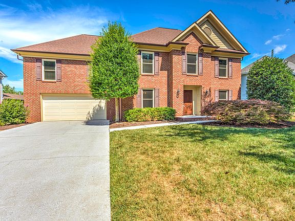 2nd image of 1318 Amblewinds Ln