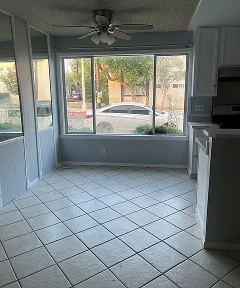 21000 Parthenia St #5 — Photo 7
