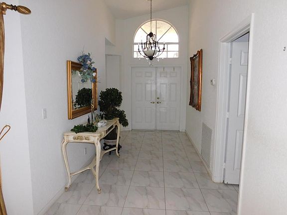 4th image of 9866 Lemonwood Way