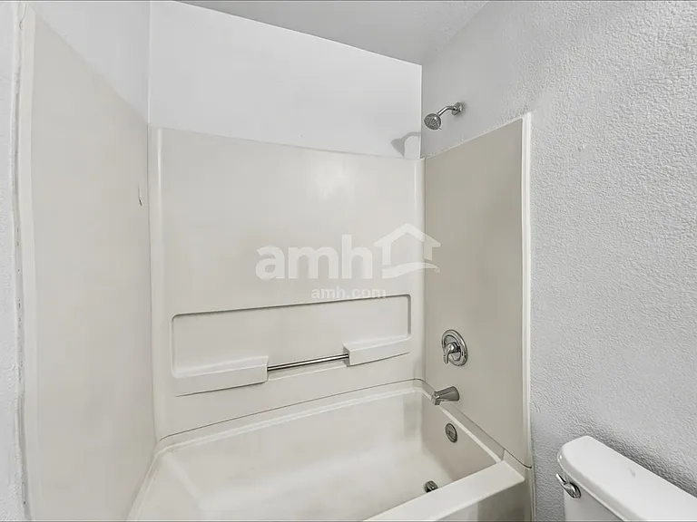 6159 S Avenue De La Chandelle — Photo 13