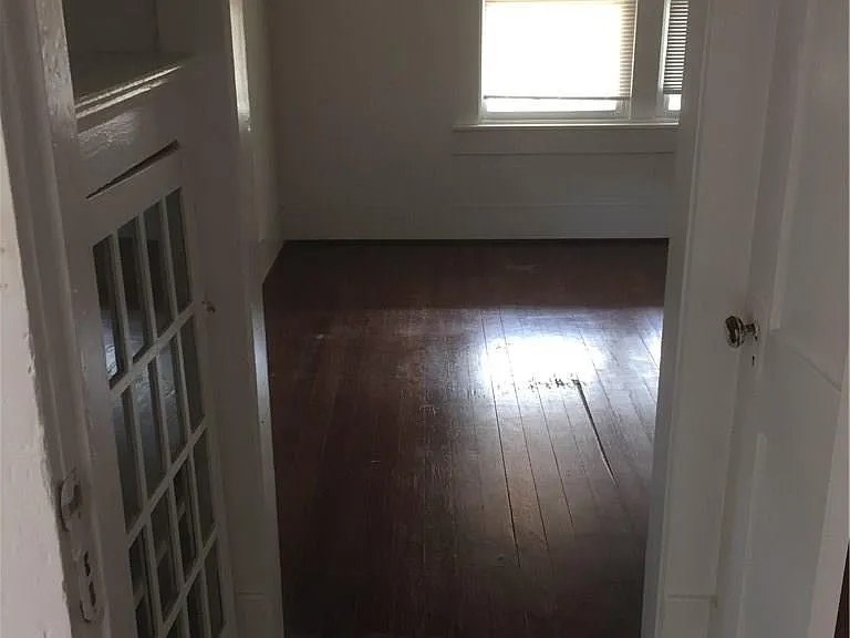 813 W 8th St #3 — Photo 5