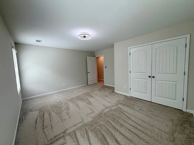 2370 Alden Dr — Photo 13