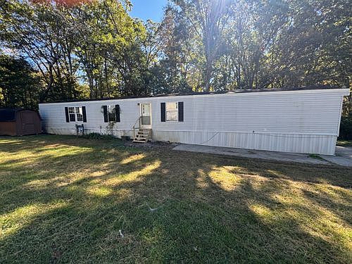 1st image of 13256 Lake Circle Dr