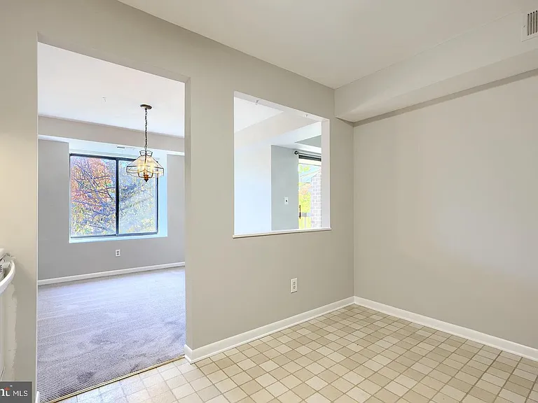 6 Mullingar Ct #301 — Photo 22