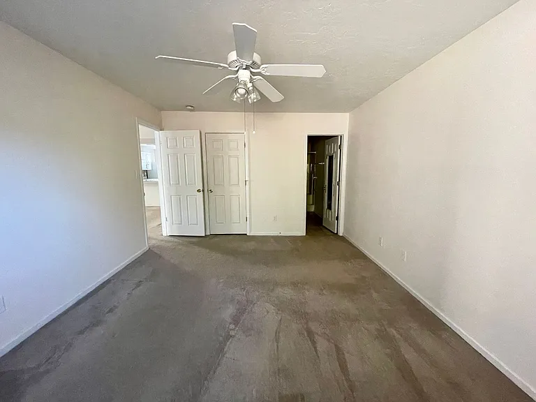 417 Regency Park Dr — Photo 10