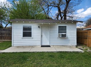 4212 Geddes Ave #1/2, Fort Worth, TX 76107