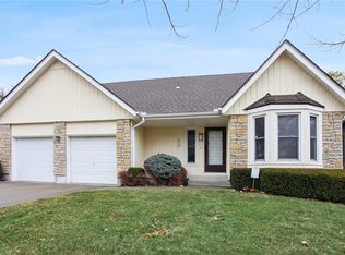 3733 NE Chapel Dr, Lees Summit, MO 64064