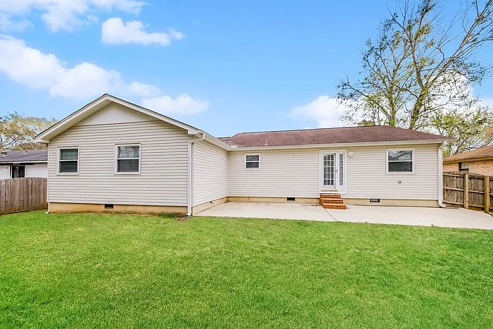 2218 Cecille Dr SW — Photo 11