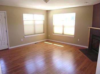 5th image of 711 Catlin St Unit A