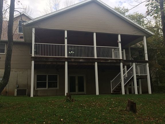 2nd Story Deck w/walkout