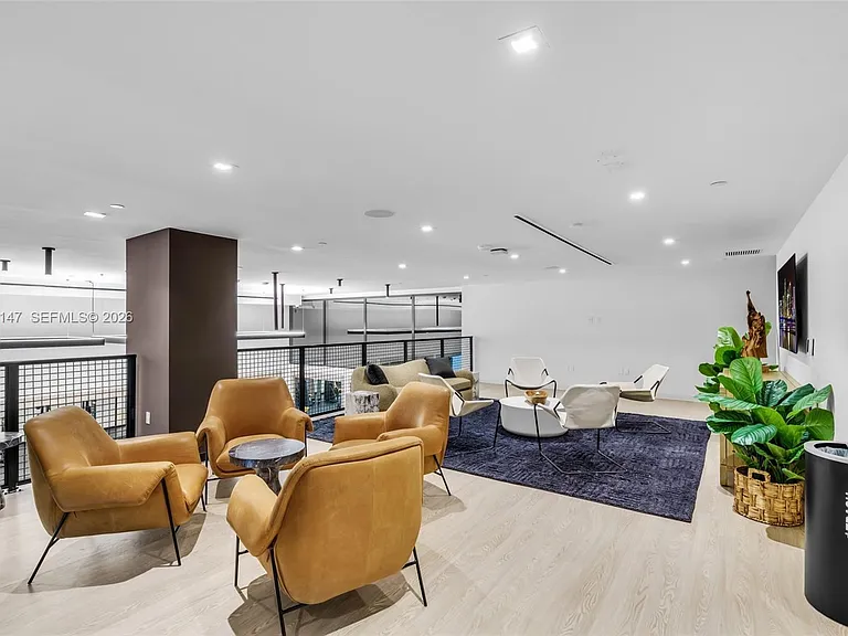 225 N Miami Ave #1107 — Photo 33