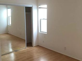 4012 Ocean Dr, Manhattan Beach, CA 90266