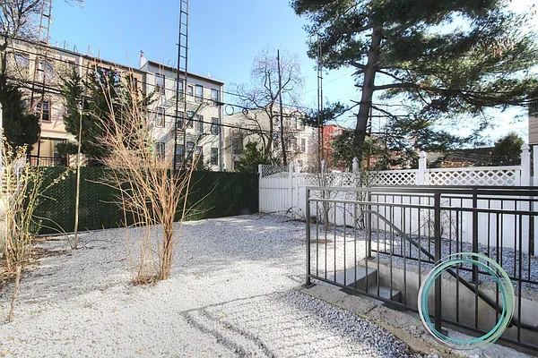 Rented by JW Real Estate Services LLC | media 30